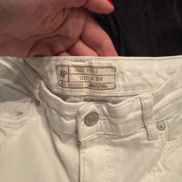 Free People Del Wray White Step Hem Raw Hem Pintuck Skinny Jeans Size 30 - Picture 4 of 4